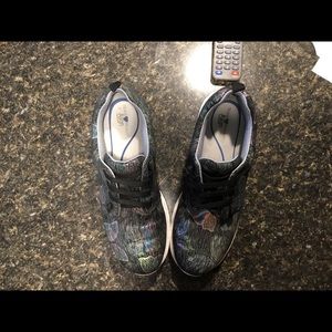 Nurse Mates Align Shoes